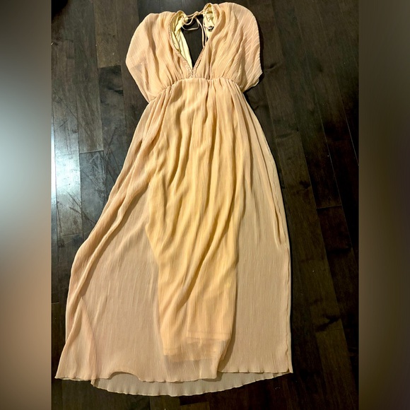 Zara Pleated Midi Dress - Picture 1 of 3